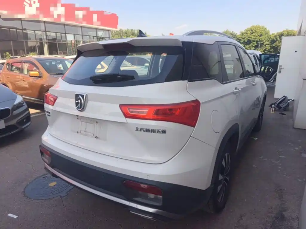Baojun 530 Global Anniversary 1.5 T CVT Luxury 5-seat