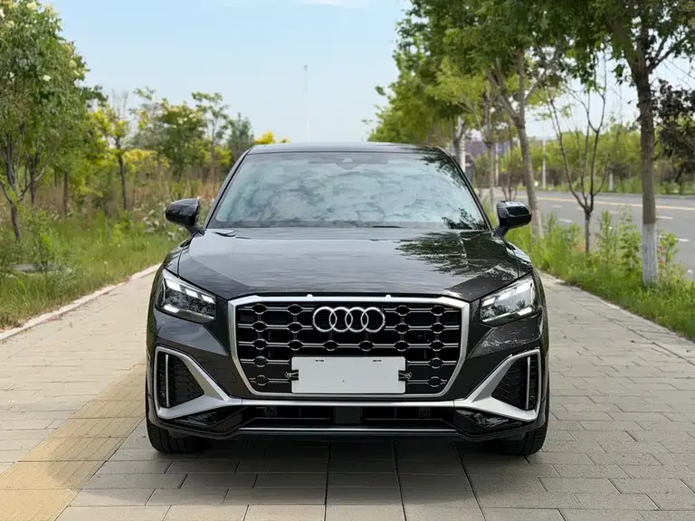 Audi Q2 L 35 TFSI Fashion Dynamic