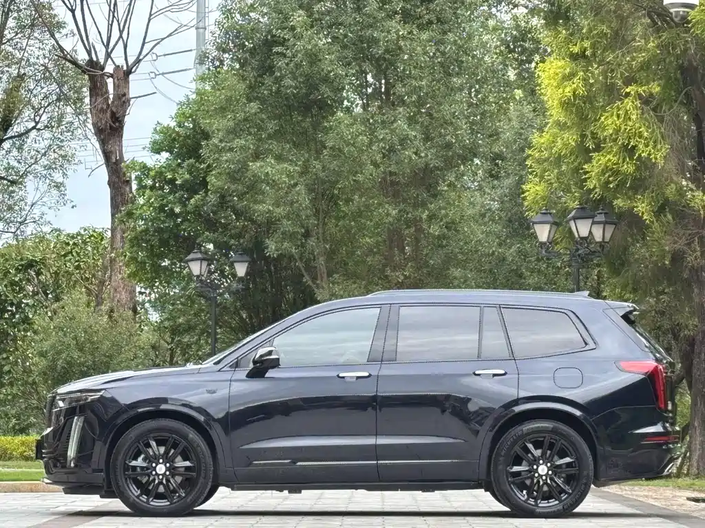Cadillac XT6 2.0 T 7-seat 2 WD Luxury