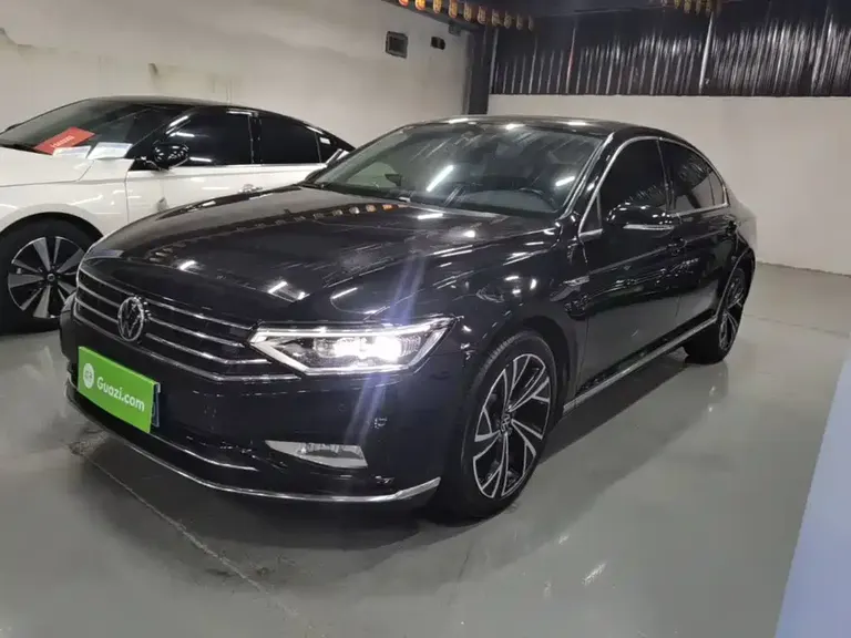 Volkswagen Magotan 330 TSI DSG Luxury