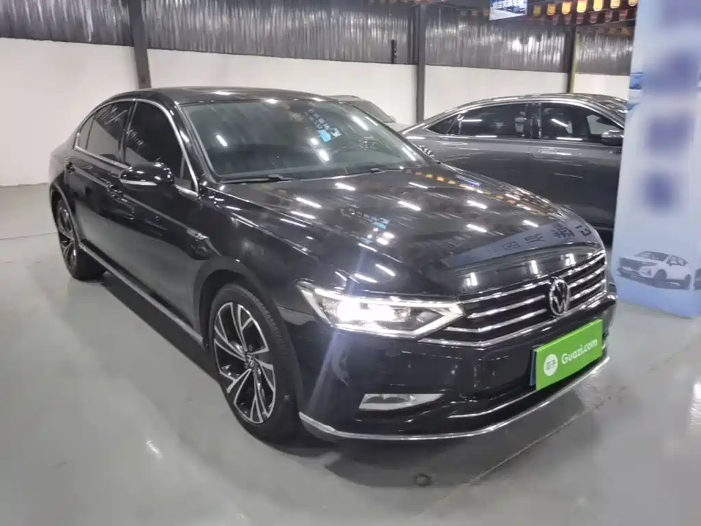 Magotan 330 TSI DSG Luxury