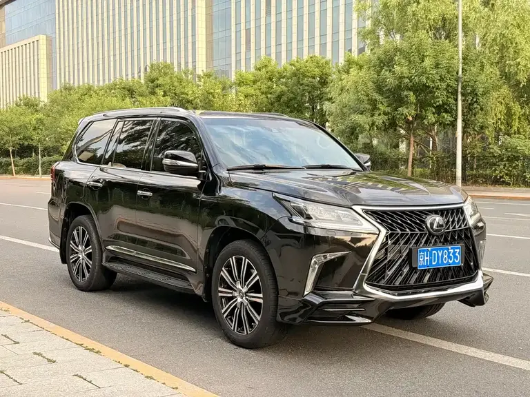 Lexus LX 570 Peak Special Limited
