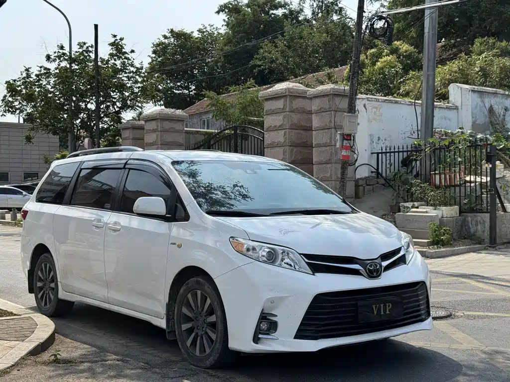 SIENNA 3.5 L 2 WD L