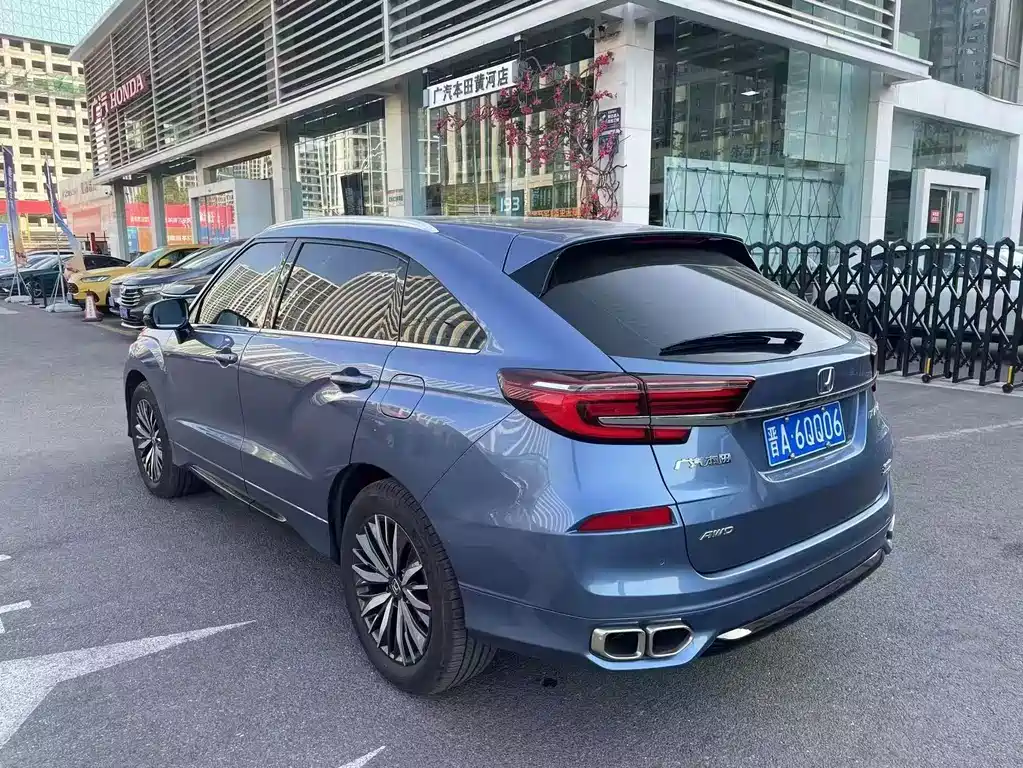 Avancier 370 TURBO 4 WD Supreme