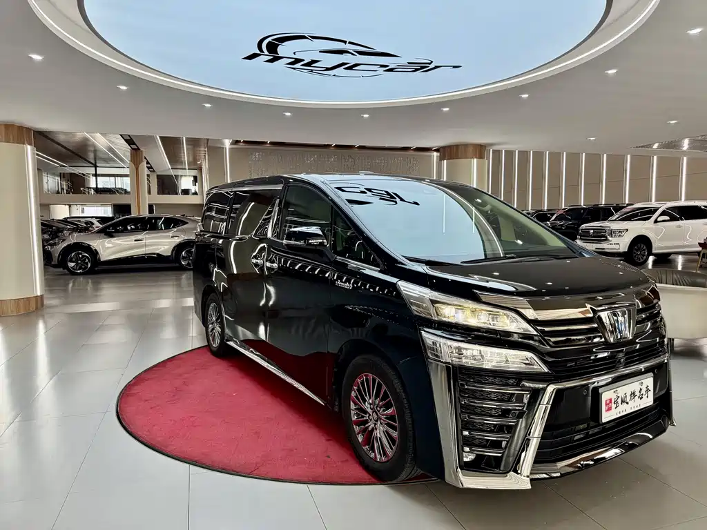 Vellfire Crown Dual Engine 2.5 L HV Supreme