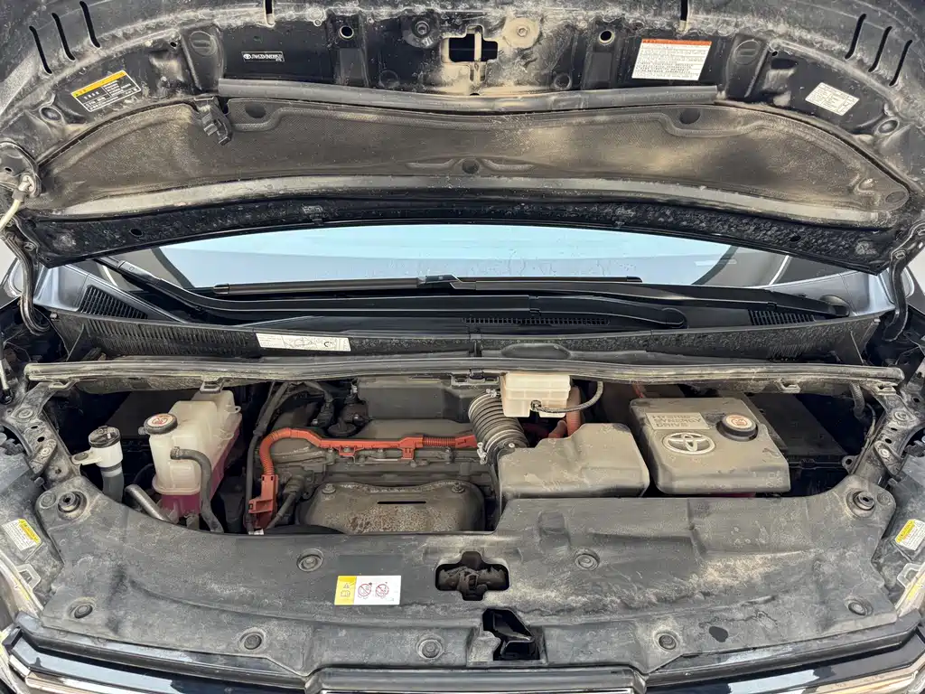 Vellfire Crown Dual Engine 2.5 L HV Supreme