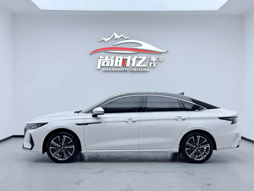 Arrizo 8 1.6 T DCT Elegant