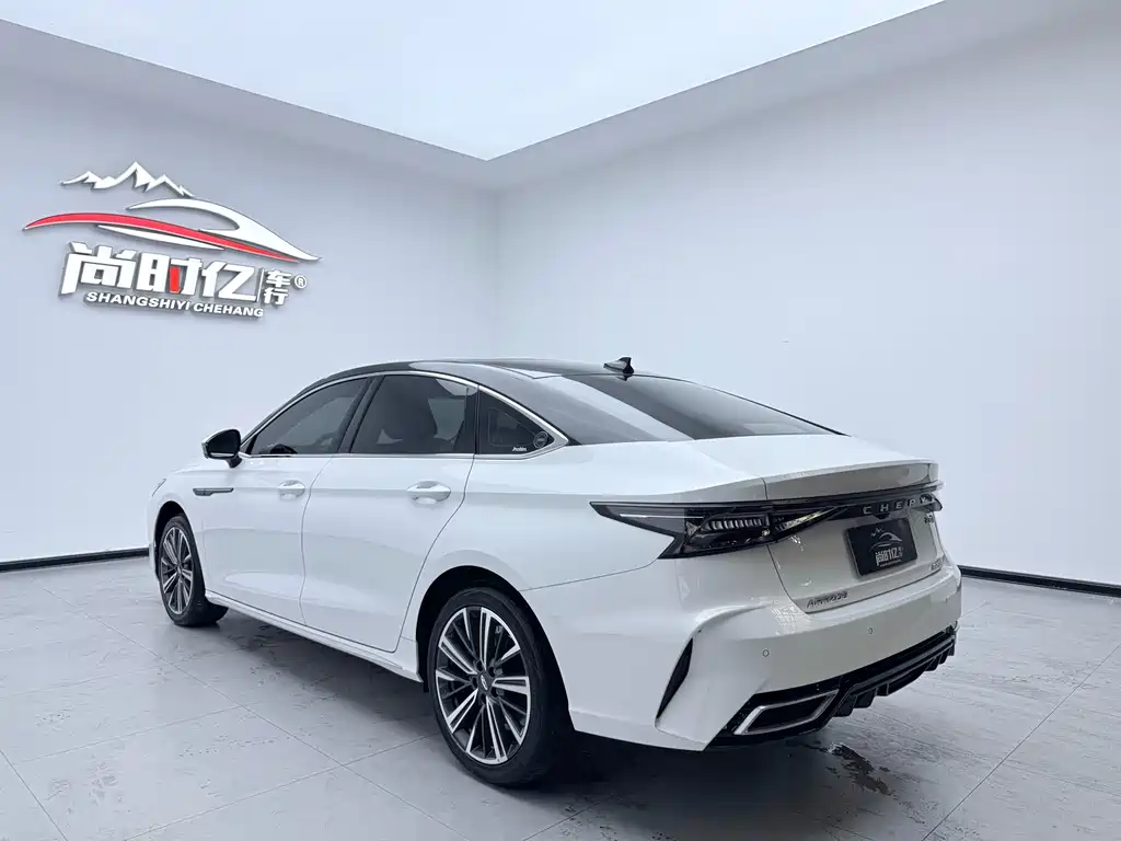 Arrizo 8 1.6 T DCT Elegant