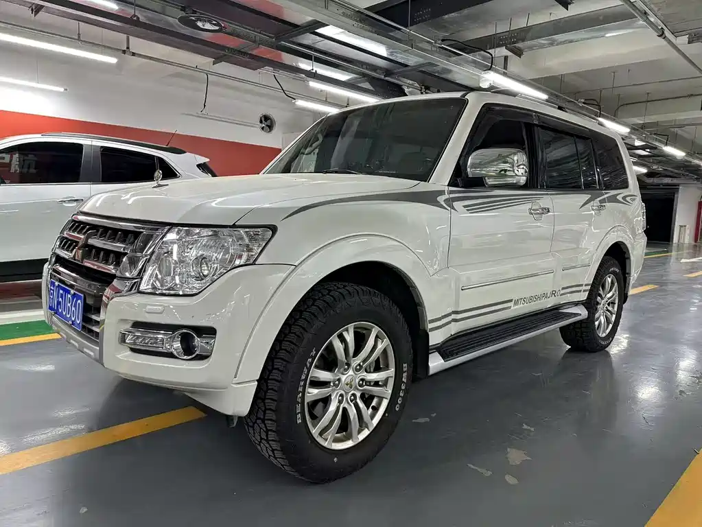 Pajero (Import) 3.8 L Middle East