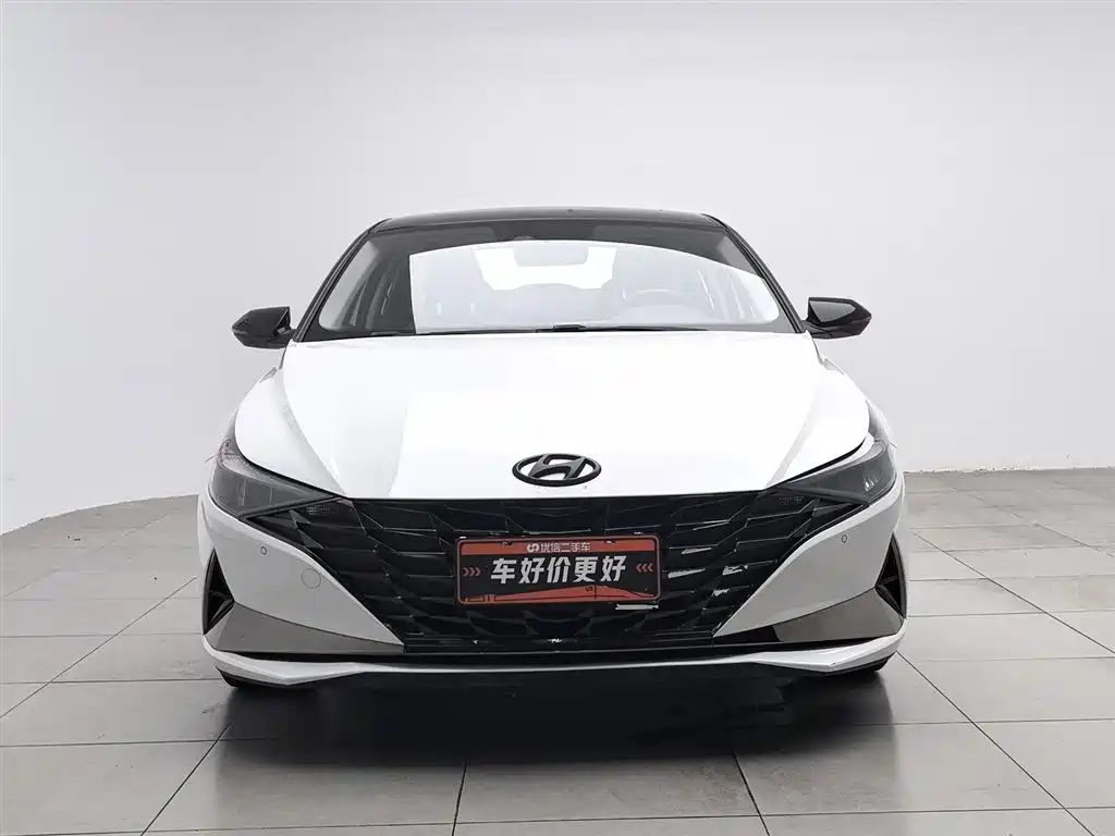 Elantra 1.5 L CVT LUX Distinguished