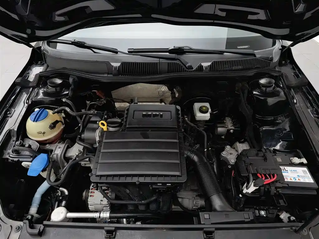 Lavida 1.6 L Manual Style