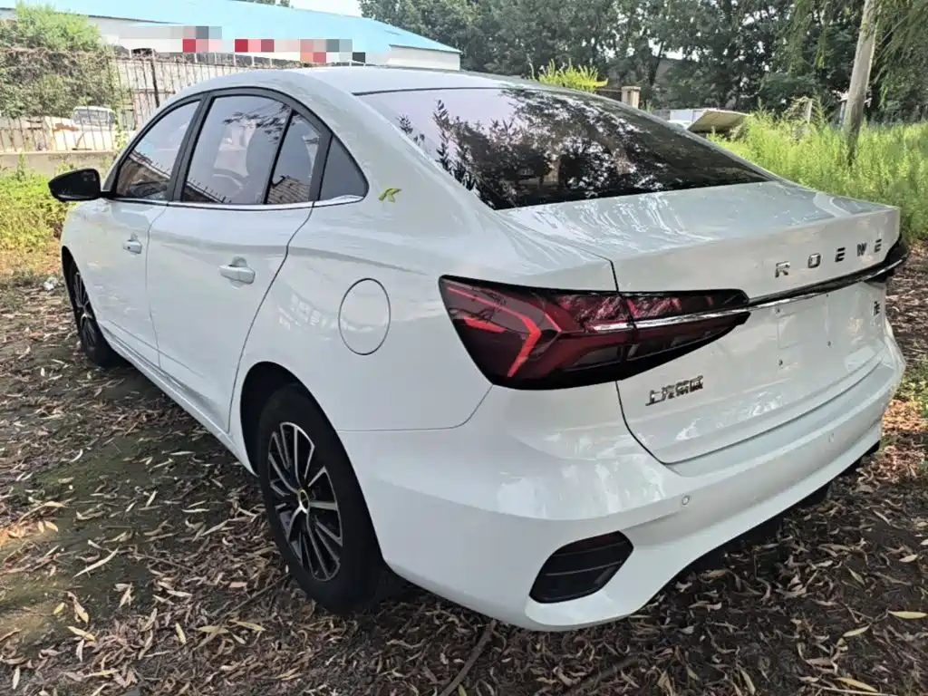 Roewe i5 1.5 L CVT Diamond
