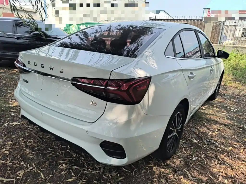 Roewe i5 1.5 L CVT Diamond