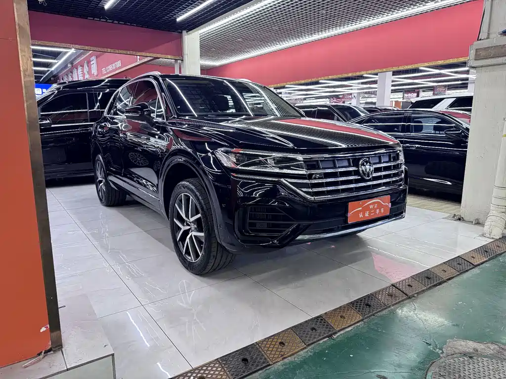 Touareg 3.0 TSI Sharp Edge CN-V
