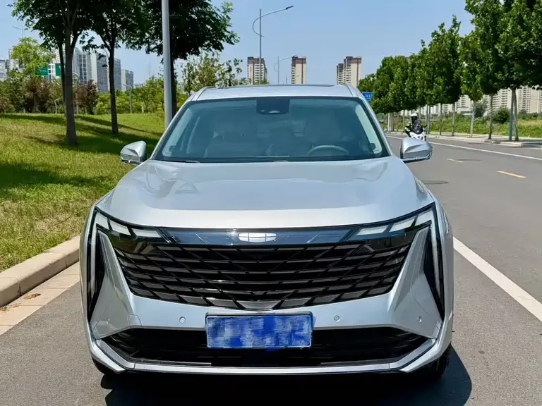 Geely Boyue L 1.5 TD DCT Distinguished