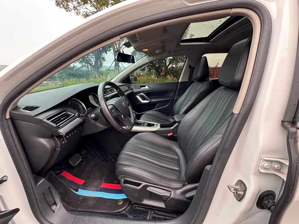 Peugeot 408 360 THP Auto Luxury CN-VI