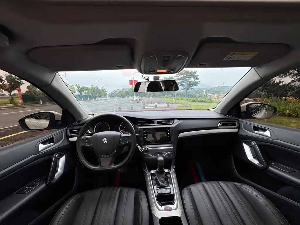 Peugeot 408 360 THP Auto Luxury CN-VI