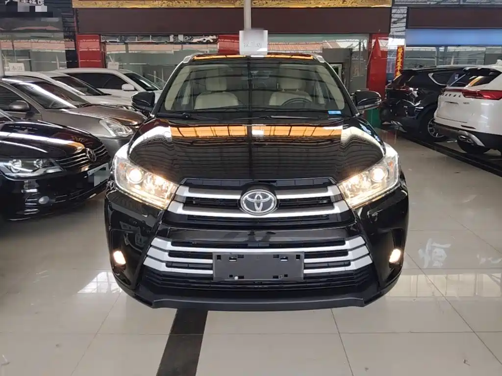 Highlander 2.0 T 2 WD Elite 5-seat CN-VI