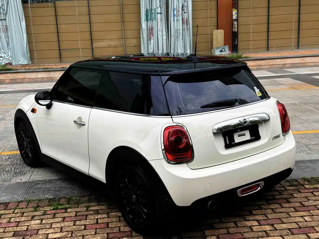 MINI 1.5 T COOPER