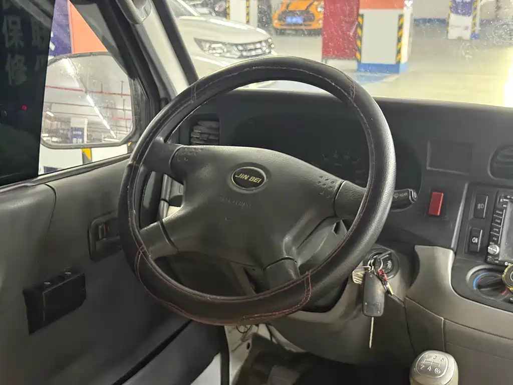 Jinbei Hiace 2.0 L 5 th Gen Express Business 4 G21 B