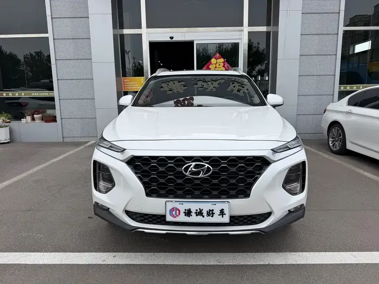 Hyundai Santa Fe 380 TGDi GLS Auto 2 WD Luxury CN-V