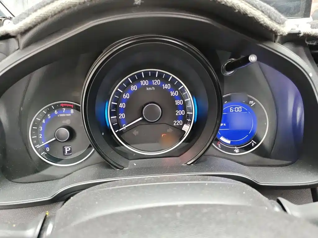 Fit 1.5 L LXS CVT Comfort Sunroof
