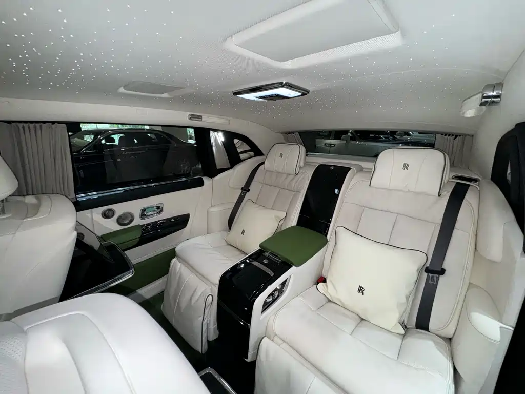 Phantom LWB Range Series II