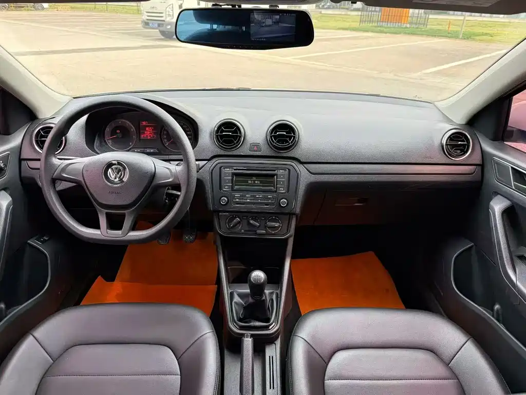 Jetta 1.4 L Manual Fashion