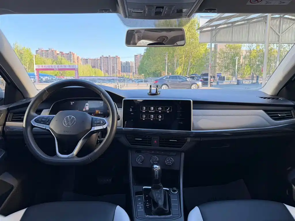 Bora 200 TSI DSG Smooth Travel