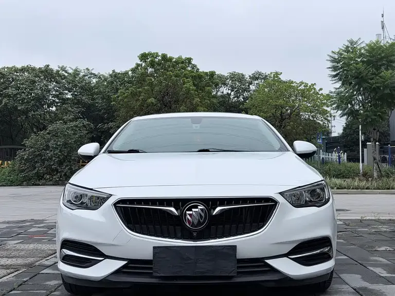 Buick Regal 20 T Elite
