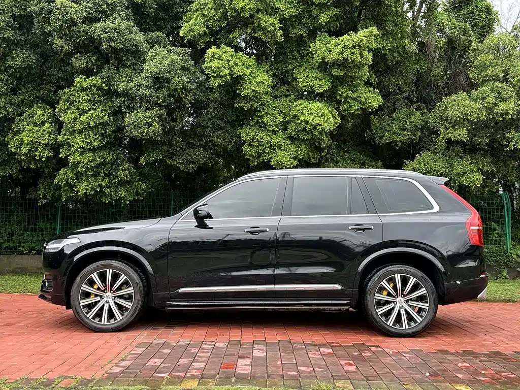 Volvo XC90 B6 Smart Grace Luxury 7-seat
