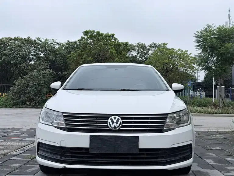 Volkswagen Lavida 1.6 L Auto Style
