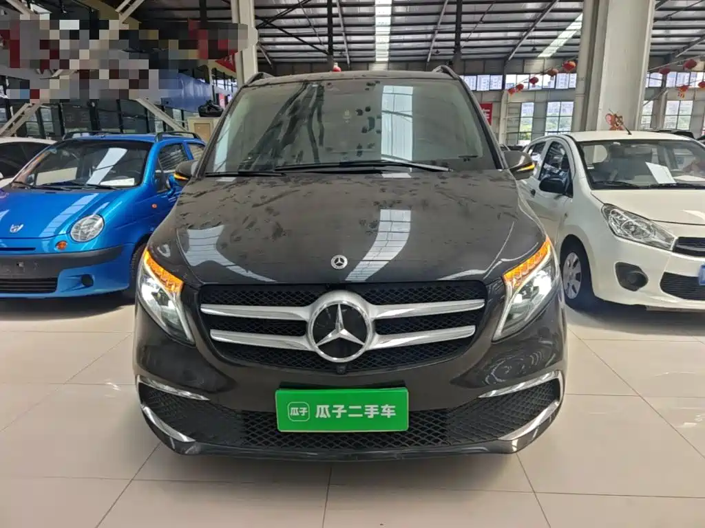 Mercedes-Benz V-Class V 260 Distinguished