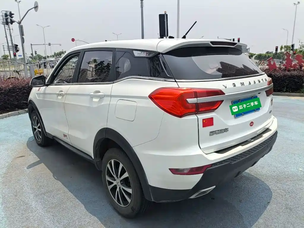 Bojun 博骏 2020款 经典版 1.5 L 手动舒适型