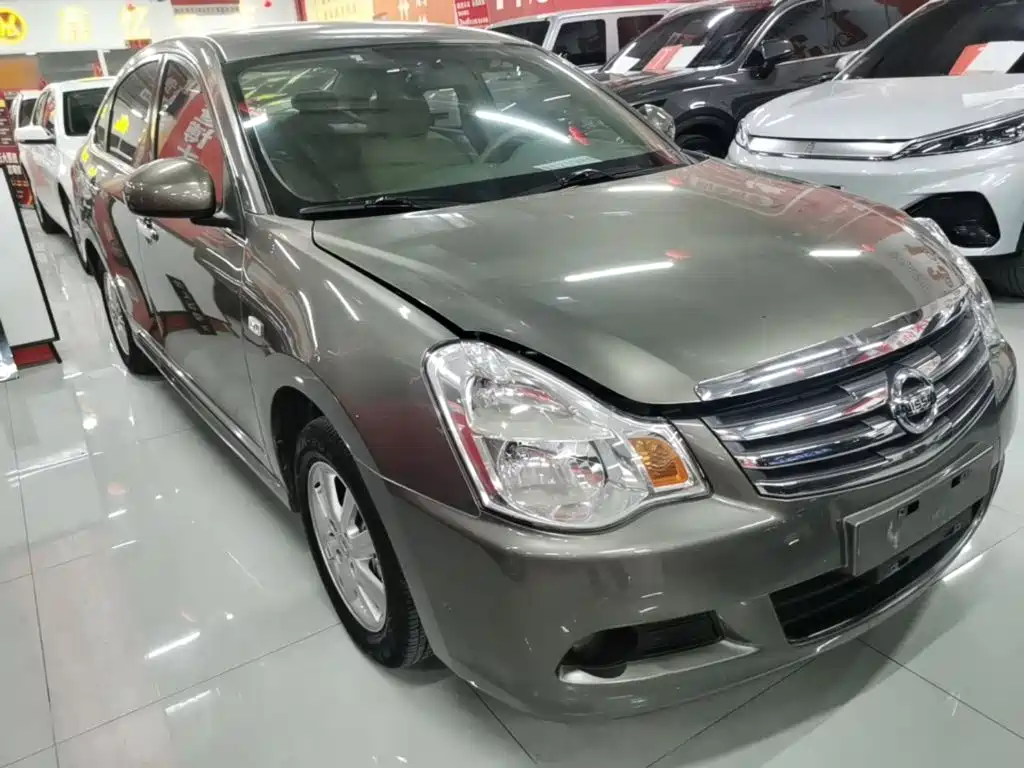 Sylphy Classic 1.6 XE+ CVT Leading