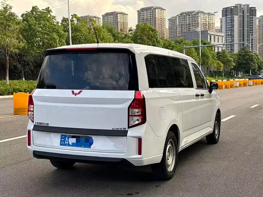 Wuling Journey 1.5 T Manual Comfort
