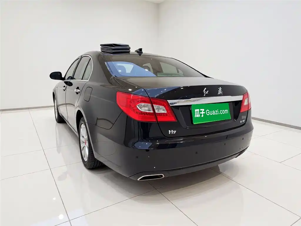 Hongqi H7 2.0 T Luxury