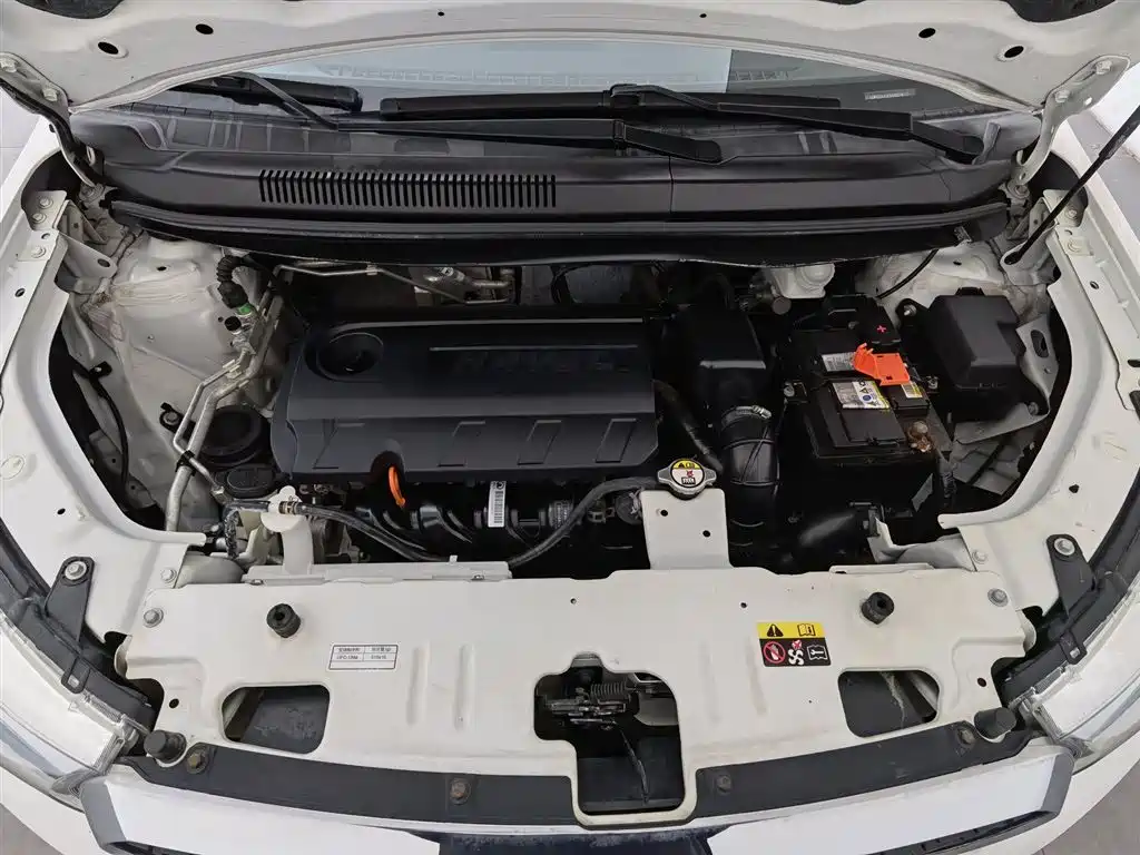 Haval H1 哈弗H1 2016款 改款 蓝标 1.5 L 手动豪华型