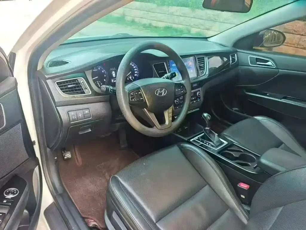 Mistra 1.8 L Auto Intelligent GLS