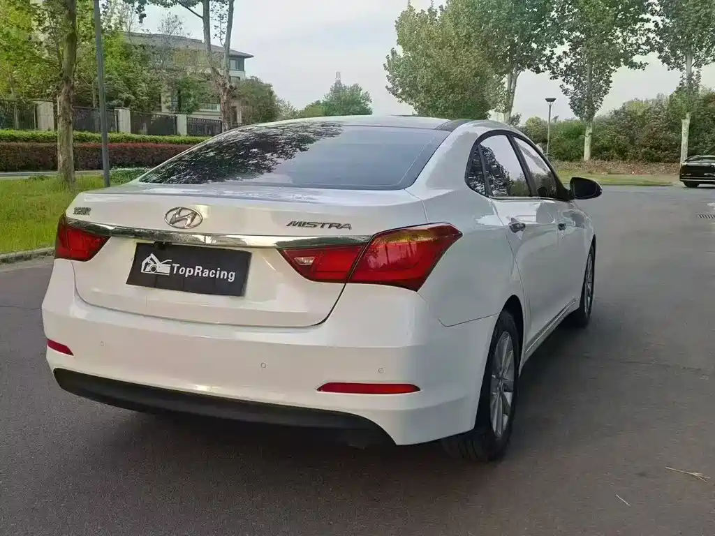 Mistra 1.8 L Auto Intelligent GLS