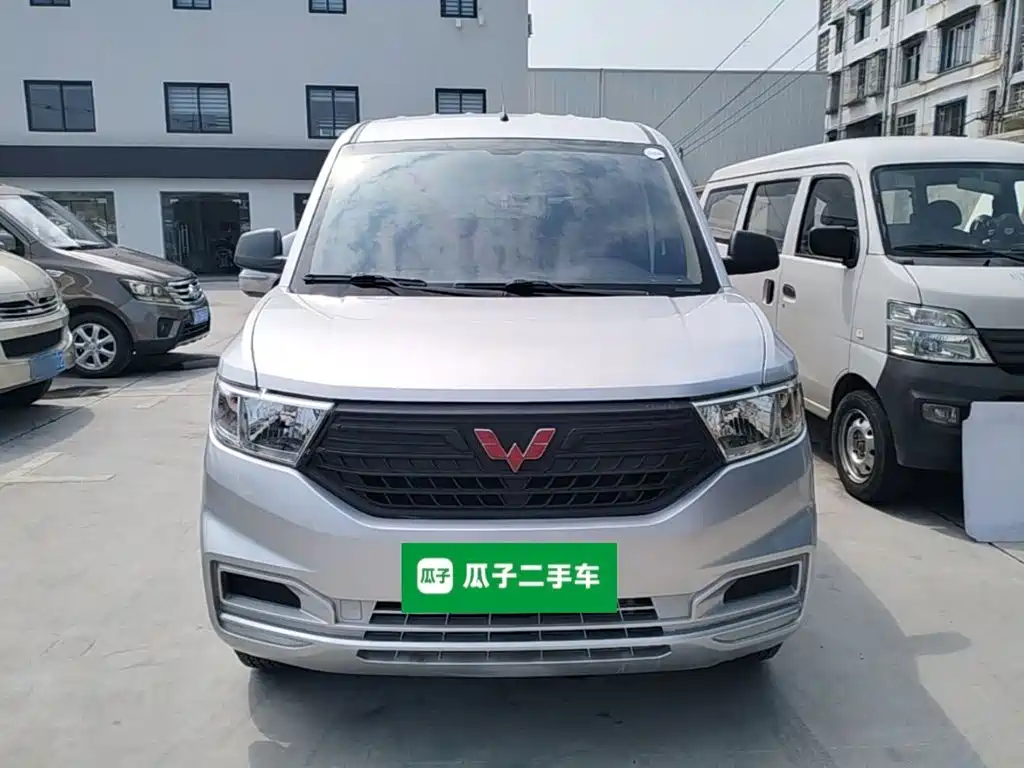 Wuling Hongguang V 1.5 L Power Take Electric Assist LAR