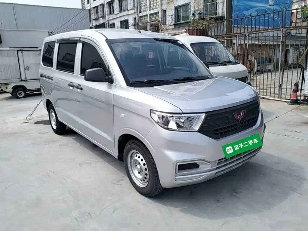 Wuling Hongguang V 1.5 L Power Take Electric Assist LAR