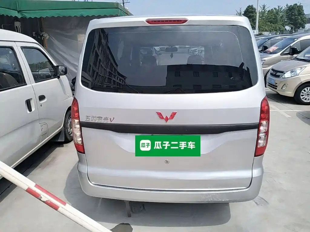 Wuling Hongguang V 1.5 L Power Take Electric Assist LAR