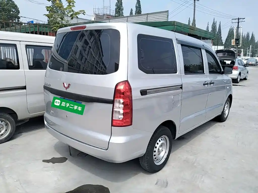 Wuling Hongguang V 1.5 L Power Take Electric Assist LAR