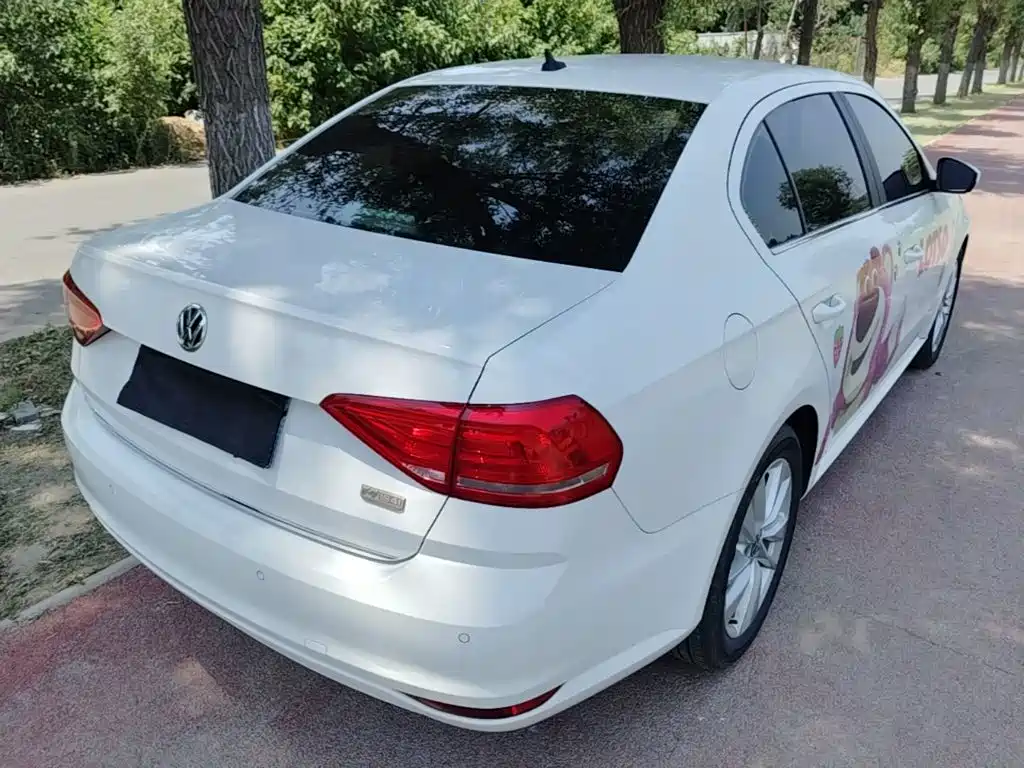 Lavida 1.6 L Auto Comfort
