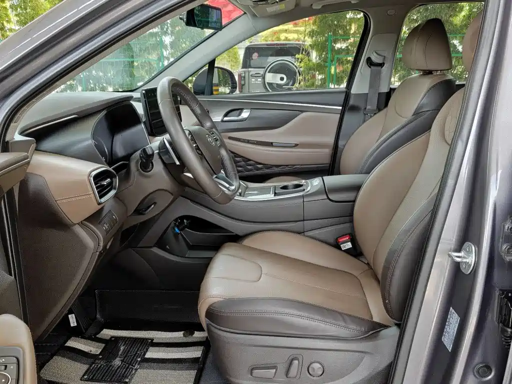 Santa Fe Traveller 380 T GDi Auto 2 WD GLX Elite