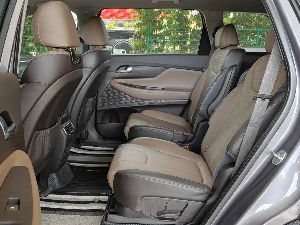 Santa Fe Traveller 380 T GDi Auto 2 WD GLX Elite