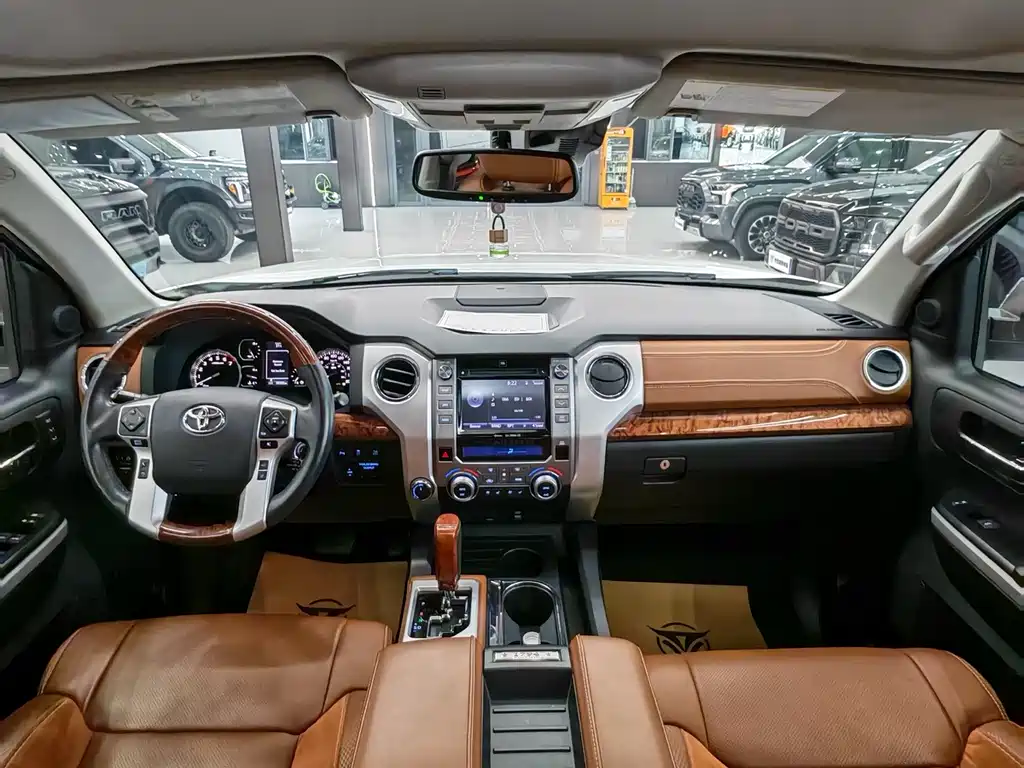 Tundra 坦途 2019款 5.7 L 1794版加规版