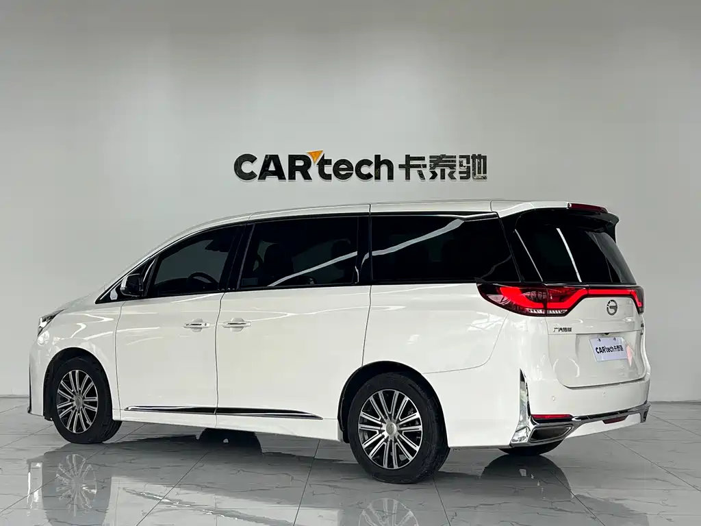 GAC Trumpchi M8 Leading Show Series 390 T Distinguished
