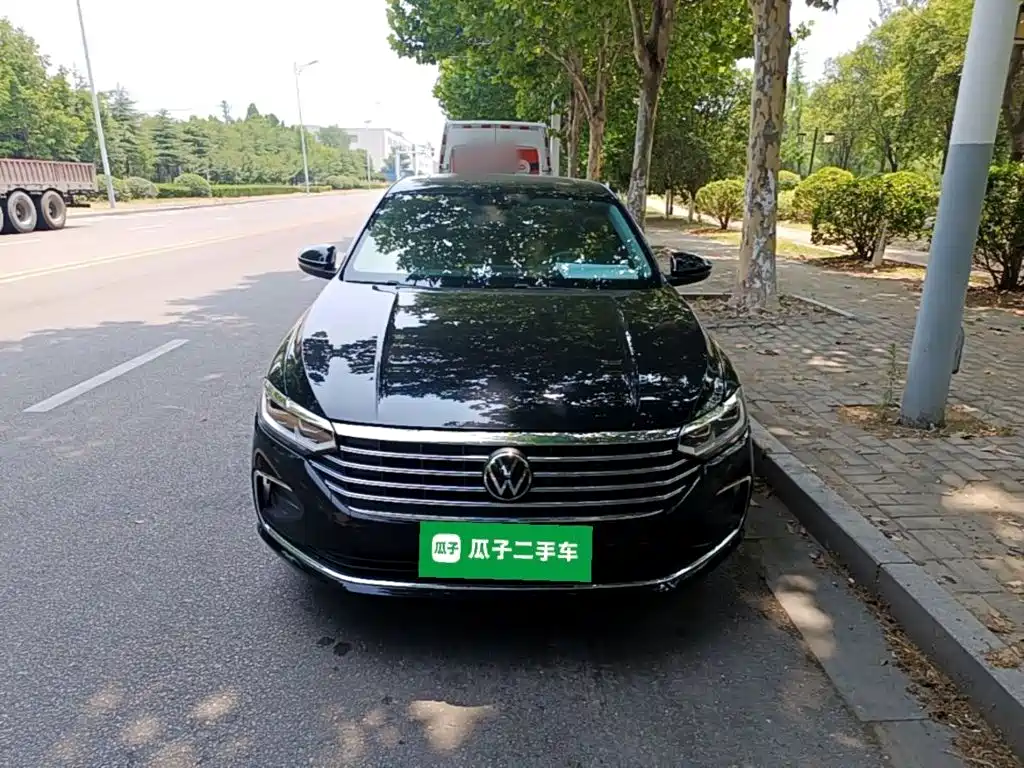 Lavida 1.5 L Auto Manyi